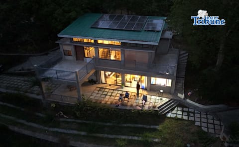 (April 28 2026) A house was seen illuminated by the light coming from the Solar panel installed at the rooftop of the house in Tanay Rizal. Solar power in the Philippines are in demand due to the high electricity costs. Photo/Analy Labor