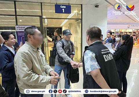 Four Filipino seafarers arrived safely in the Philippines