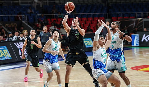 JENNING Leung erupts for 32 points to lift the Macau Black Knights to a 105-98 win over the Phoenix Super LPG in the PBA Season 50 Commissioner’s Cup last night at the Ninoy Aquino Stadium.