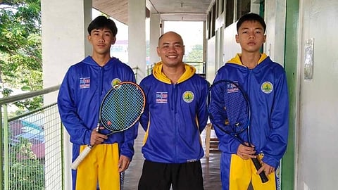 BOTH singles A and B roosters of SDO Bayawan, Beda II Canamaque and John Carlo Pasco (Left), remain undefeated and keep their championship hopes alive after producing straight wins in lawn tennis on a thrilling Sunday at the Citigreen Tennis Court, Cebu City.