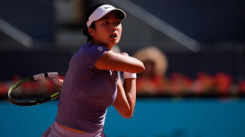 ALEX Eala is doing her best to handle pressure as she bids to make a deep run in the Italian Open in Rome.
