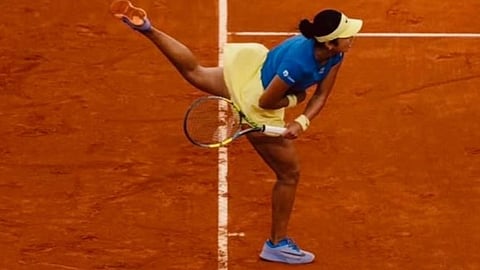ALEX Eala believes playing on clay courts boosts her chances of rising in the WTA rankings.