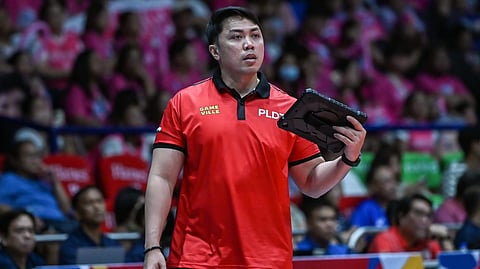 RALD Ricafort gets his flowers as the PVL Press Corps will honor him as its Coach of the Year in the 2nd Pilipinas Live PVL Press Corps Awards Night at the Novotel Manila Araneta City on 30 May.
