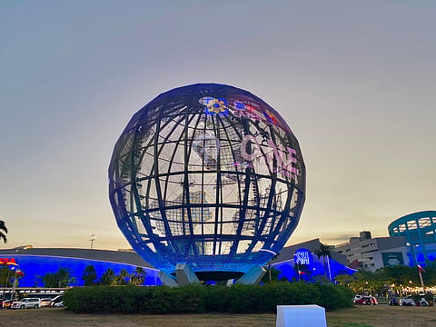 SM Mall of Asia (MOA) Globe during the launch of the “Oras Natin sa Efficiency” (O.N.E.) campaign on 21 May.