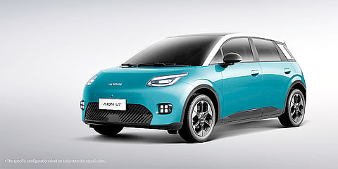 TWO-TONE GAC Aion UT is offered in gemstone-inspired colors as GAC Philippines
opens reservations nationwide.