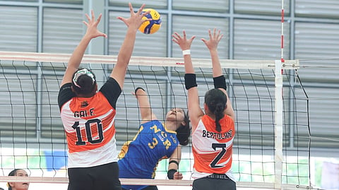DIZA Marie Berayo lends a hand in the National Capital Region’s 22-25, 25-14, 25-19, 25-18 win over Negros Island Region in their gold medal match in the secondary girls volleyball event of the 66th Palarong Pambansa on Saturday in Agusan del Sur.