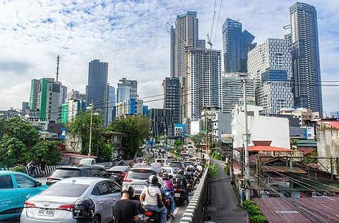 TRAFFIC keeps Manila ride-hailing drivers under pressure as fuel costs, idle hours and daily earnings become harder to balance.