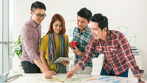 Teaching teenagers the value of money before college