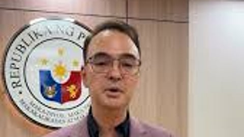 Student files ethics complaint vs Cayetano over Senate no-show