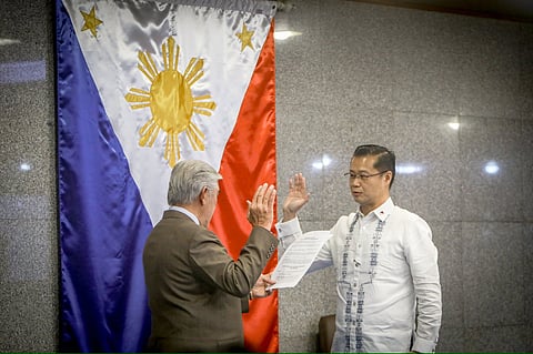 Cayetano, Legarda contest leadership takeover; brand it unconstitutional