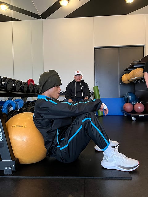 KENNETH Llover holds his final workout before he faces Michael Angeletti in an IBF bantamweight title elimination clash on Saturday at the Aichi Sky Expo in Tokoname.