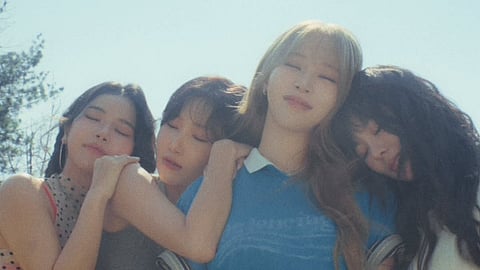 Mamamoo blossoms into a new era with ‘4WARD’ comeback