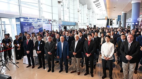 OFFICIALS, executives, honored guests and the crowd gather at the World Trade Center Metro Manila as the 10th Philippine International Motor Show closes its four-day run with 55,544 visitors.