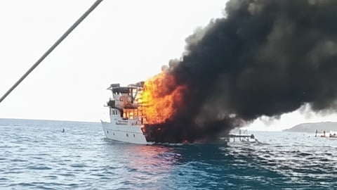 Relief goods vessel catches fire in Sarangani water