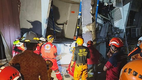 Quake rescue dims: ‘No more signs of life’