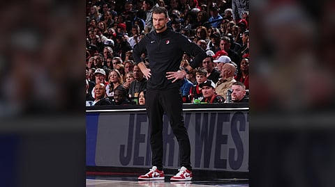 TIAGO Splitter faces the tough job of leading the Chicago Bulls back to NBA playoffs.