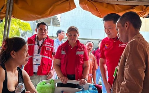 DSWD chief visits quake-hit Mindanao towns