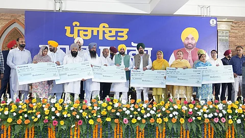 CM slams opposition for misleading the people on land pooling scheme