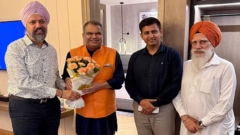 Tanmanjeet Singh Dhesi/Sanjeev Arora