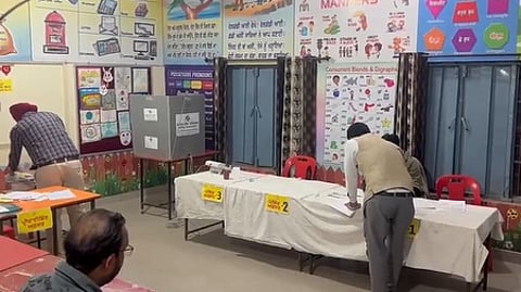Voters arriving at polling booth in Tarn Taran bypoll
