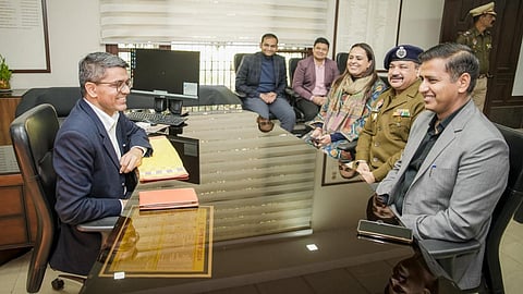 Ramvir Singh assumes charge as new Divisional Commissioner