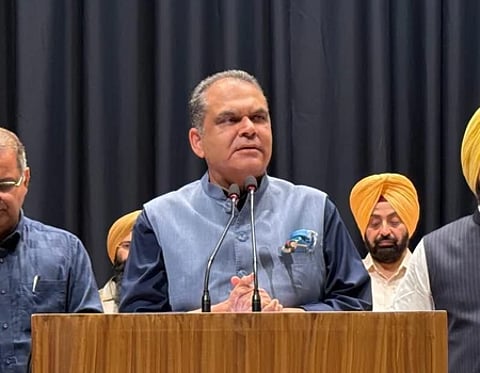 Security deployed outside Sanjeev Arora house during ED raid