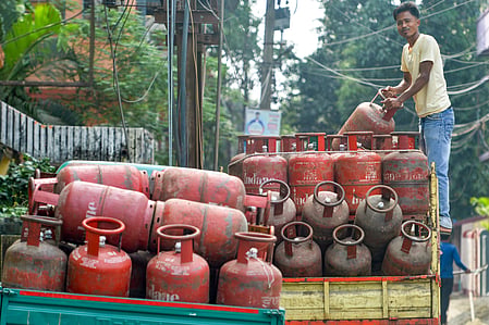 Commercial LPG cylinder rates hiked by Rs 993, no change for household gas consumers