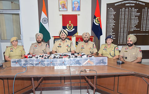 Police bust cross-border illegal arms smuggling and hawala network