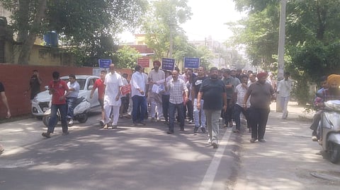 Residents protest against Local Military Authority