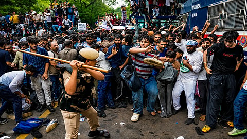 SC refuses urgent hearing on plea against police action on students