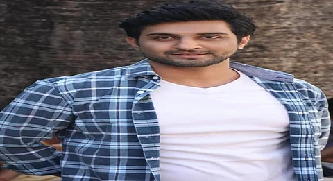Nikhil Parmar to make Bollywood debut with 'Heropanti 2'