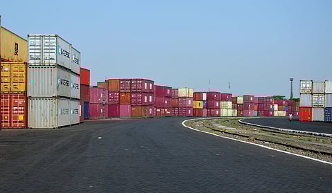 India's Dec YoY exports, imports rise over 38%