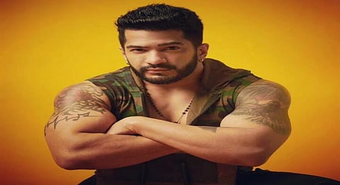 Amit Tandon recreates Kishore Kumar's iconic 'Ek Haseena Thi' song