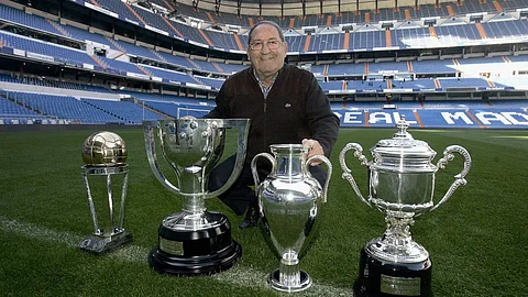 Real Madrid legend Paco Gento dies aged 88