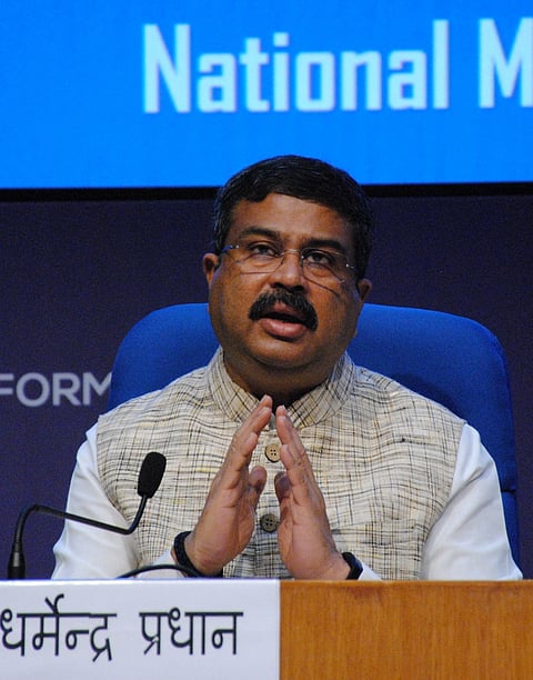 Education Minister bats for reading culture, asks students to share reading list