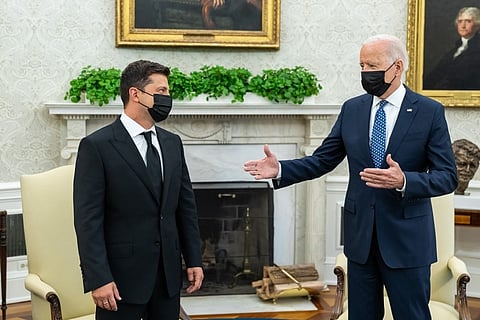 Americans providing encrypted communications equipment to Zelensky: Report