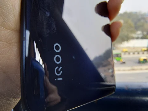 iQOO 9 series to come up with 50MP Samsung GN5 camera
