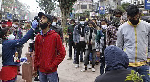 Delhi witness dip in daily Covid cases; reports 24,383 infections