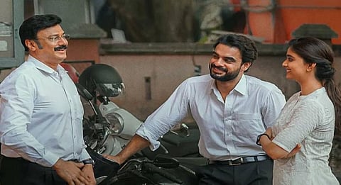 Trailer of Keerthy Suresh, Tovino Thomas-starrer 'Vaashi' out