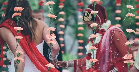 Two Jalandhar girls marry each other in Kharar' Gurudwara Sahib; approach High Court for protection