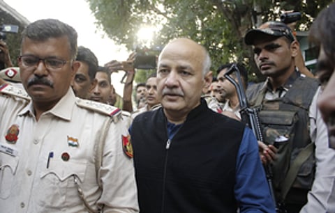 Does a person who gave hope to poor children deserves such injustice, asks Delhi CM Kejriwal after Sisodia meets wife