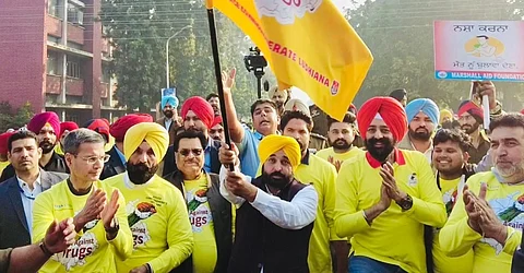 People from all walks of life give an affirmative response to the massive anti-drug cycle rally