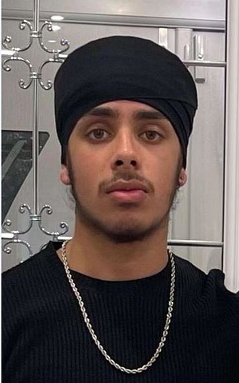 Sikh teenager stabbed to death in London street fight