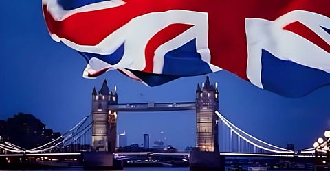 Foreign workers will need salary of over 30,000 pounds to enter UK: Report