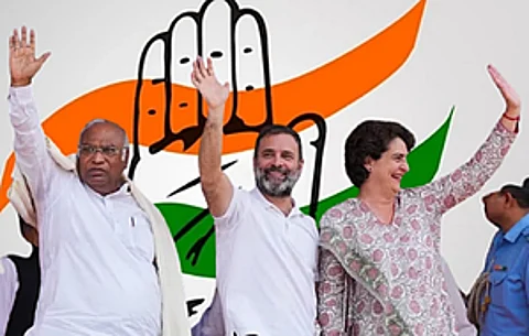 Despite 150 rallies, Congress magic fizzles out in MP, Raj, C'garh; only hope from Telangana