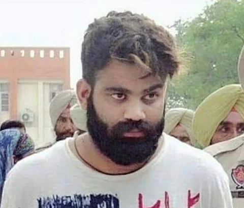 Jailed gangster jaggu bhagwanpuria created ruckus in modern jail kapurthala
