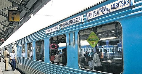 Shatabdi Express, Delhi Amritsar Shatabdi, Jalandhar, Ludhiana, Amritsar, Local News, Travel News