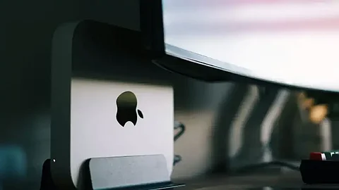 Mac Mini 2024, Mac Mini 2024 features, M4 Chips, Apple M4 Pro Chips, M4 Chips Features, What are Apple M4 Pro chips, Mac Mini Apple Price, Apple Smallest Laptop, Apple Smallest laptop size