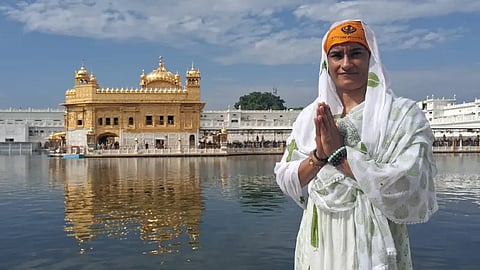 Vinesh Phogat prays for strength, courage at Golden Temple