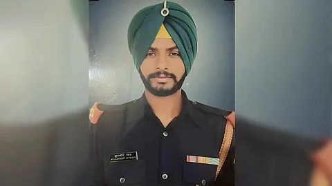 CM Condoles Death of Martyr Naik Kuldeep Singh